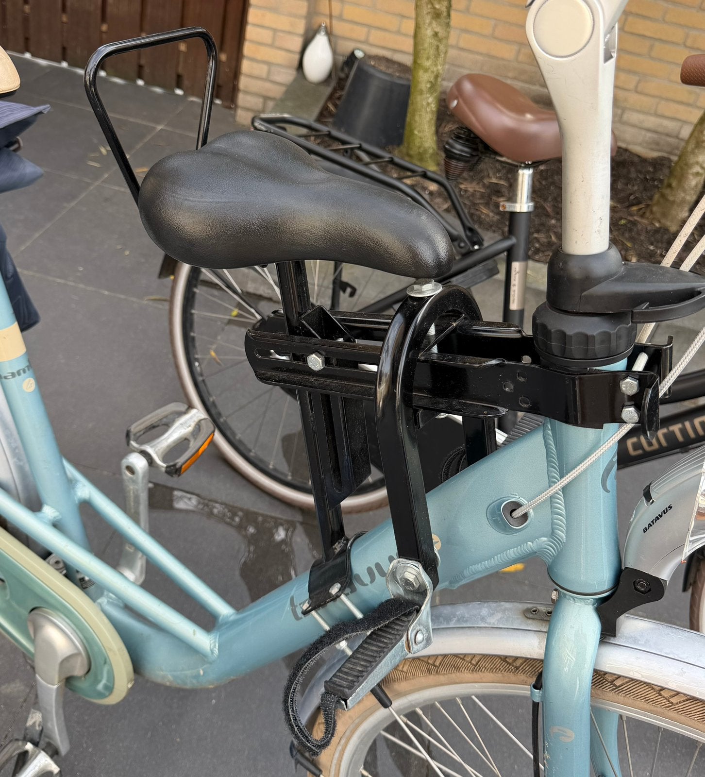 Zadel op stang, Ophalen of Verzenden, Gebruikt, Voetsteuntjes, Voorzitje