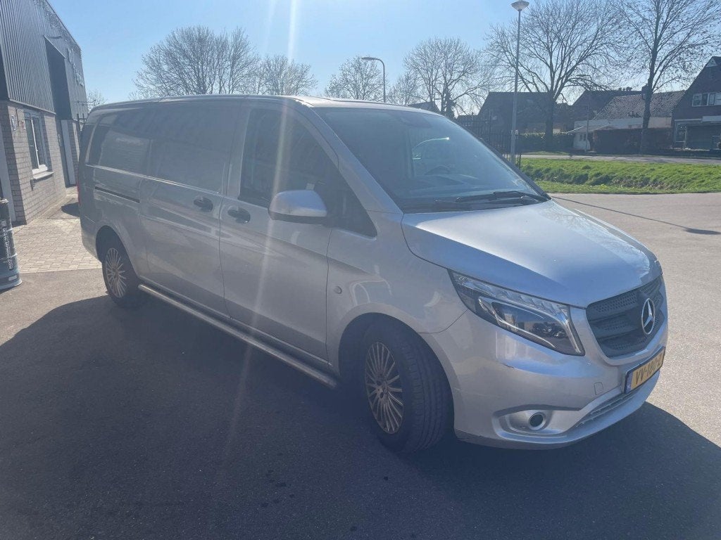 Mercedes-benz VITO 111 CDI EXTRA LANG Trekhaak Airco Cruise, Auto's, 4 cilinders, Electronic Stability Program (ESP), Bedrijf