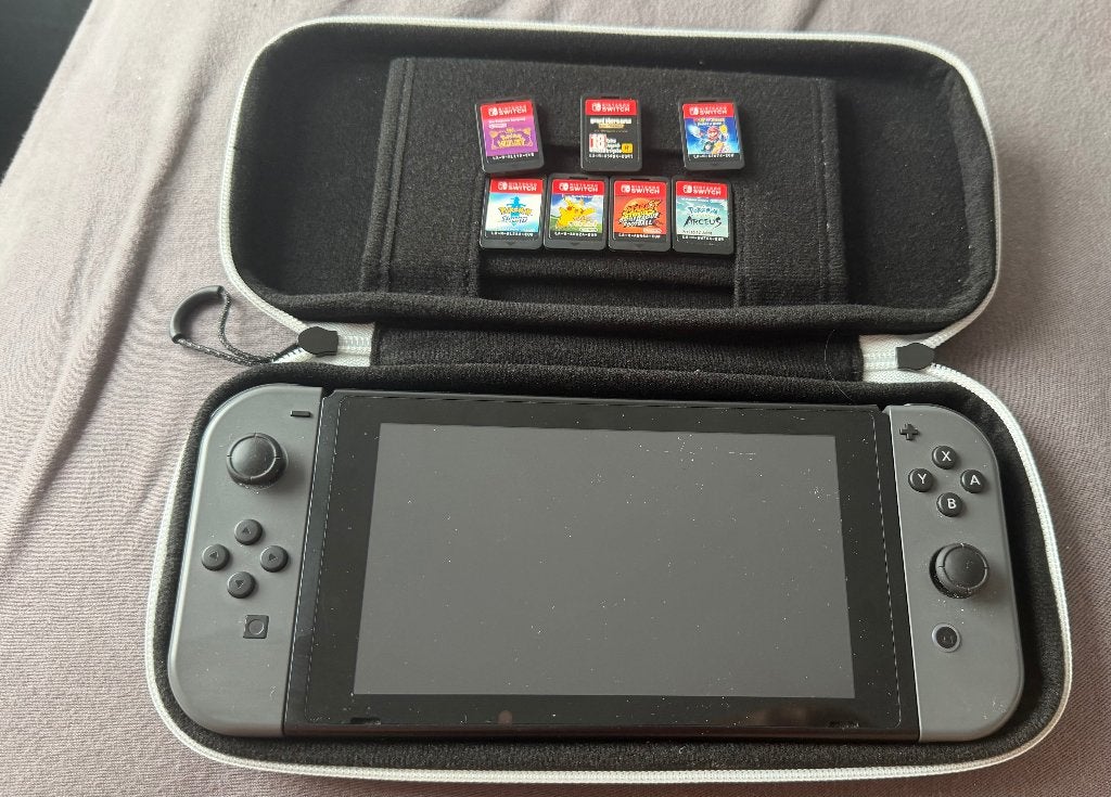 Nintendo switch 1 met games, Spelcomputers en Games, Overige genres, Ophalen of Verzenden, Zo goed als nieuw, 3 spelers of meer