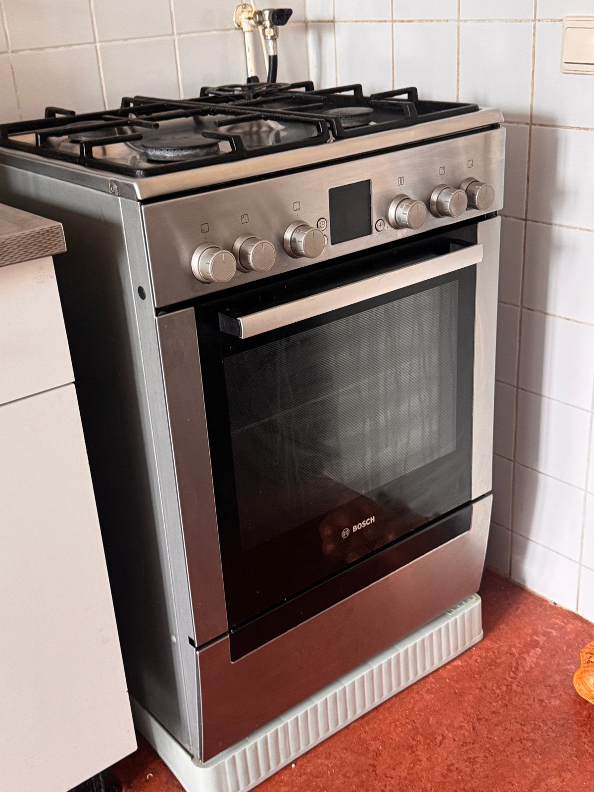 Bosch Vrijstaand Gasfornuis met Oven - Zo goed als nieuw, Witgoed en Apparatuur, Ophalen, 60 cm of meer, 4 kookzones, Zo goed als nieuw