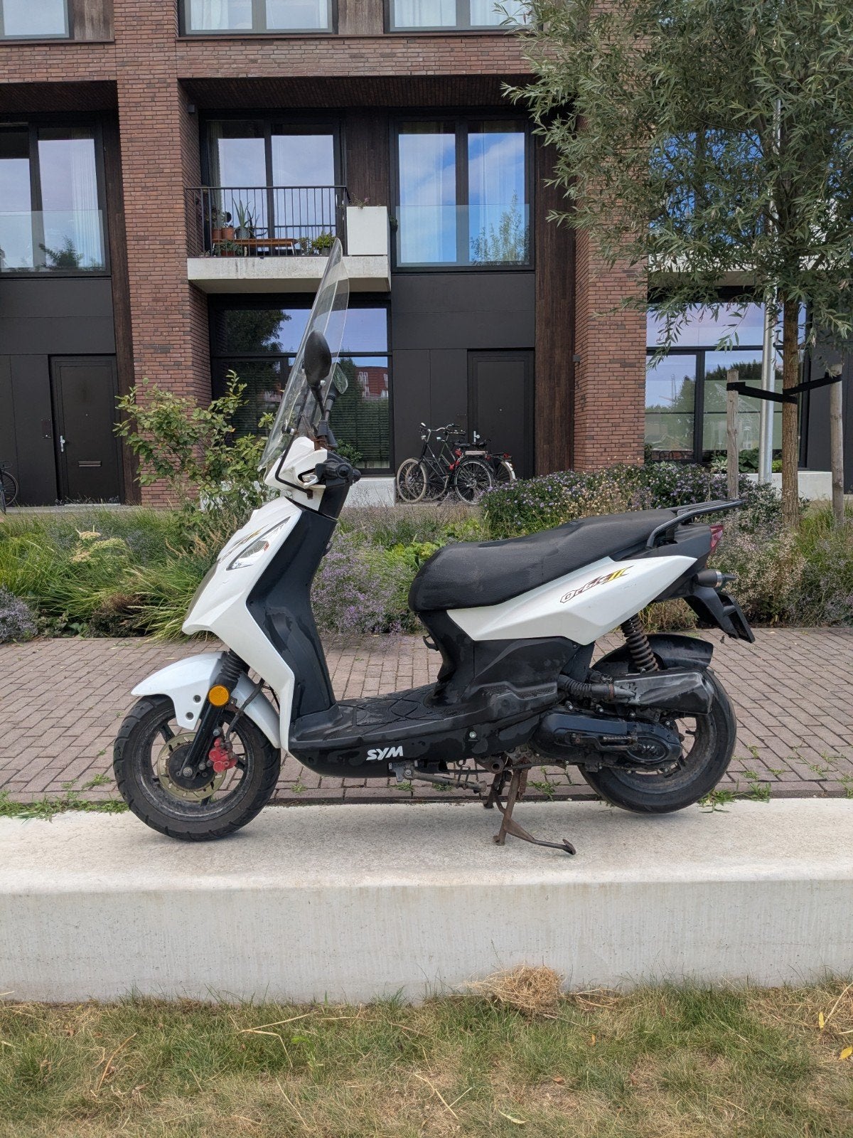 Sym Orbit II scooter - Wit, Fietsen en Brommers, Scooters | SYM, Ophalen, Gebruikt, Benzine, 50 cc