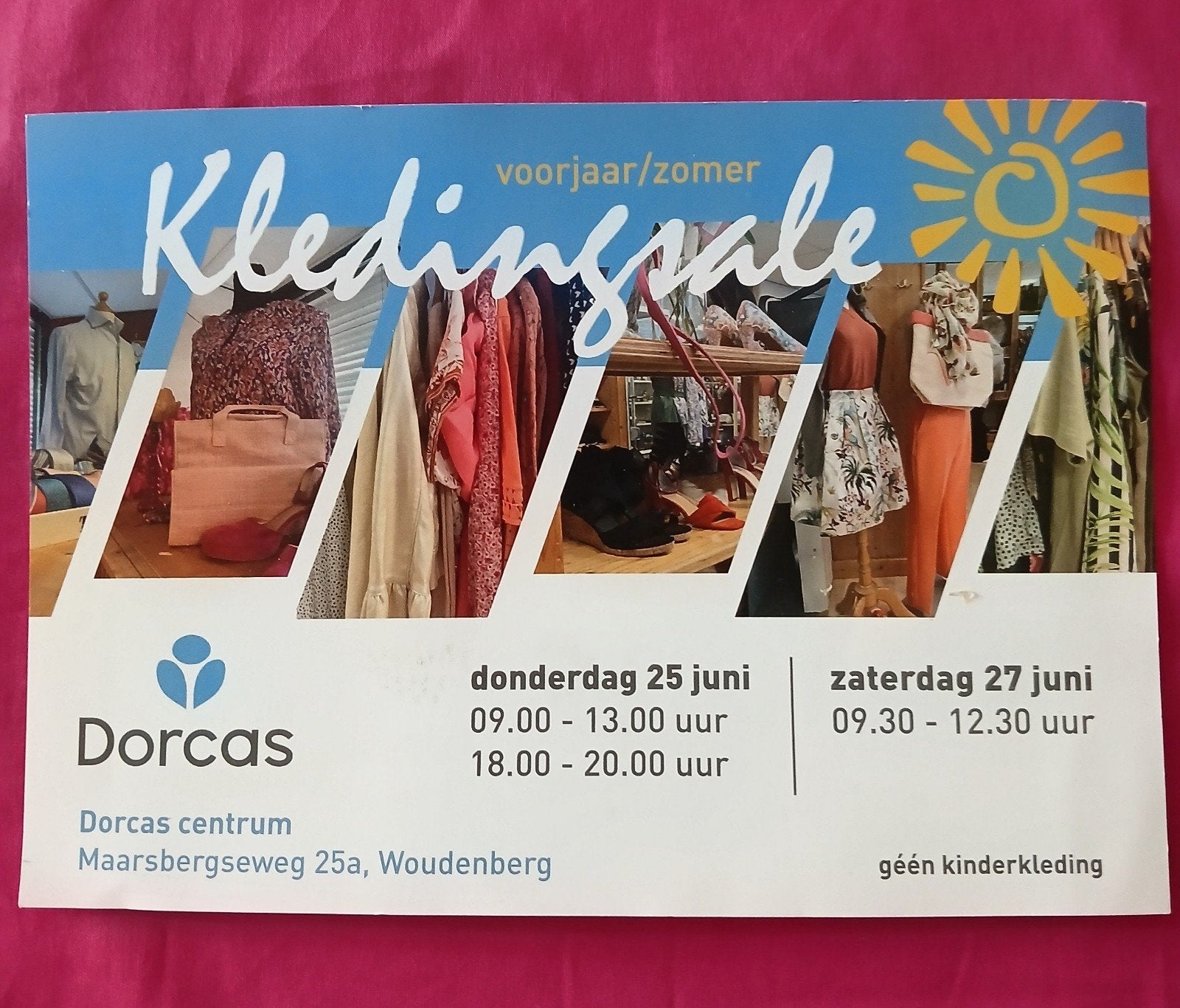 Grote Zomer Kleding uitverkoop bij Dorcas Centrum, Ophalen