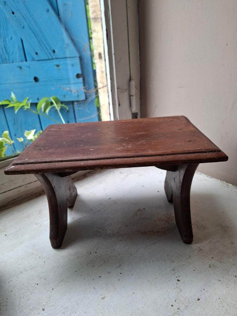 Vintage houten krukje/vensterbankje, Antiek en Kunst, Ophalen of Verzenden