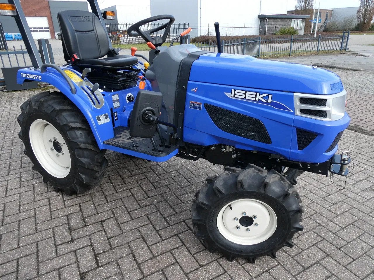 Iseki TM3267E 4wd / 0001 Draaiuren / Actieprijs, Zakelijke goederen, Agrarisch | Tractoren, Overige merken, Gebruikt, Mathijs Merkelijn