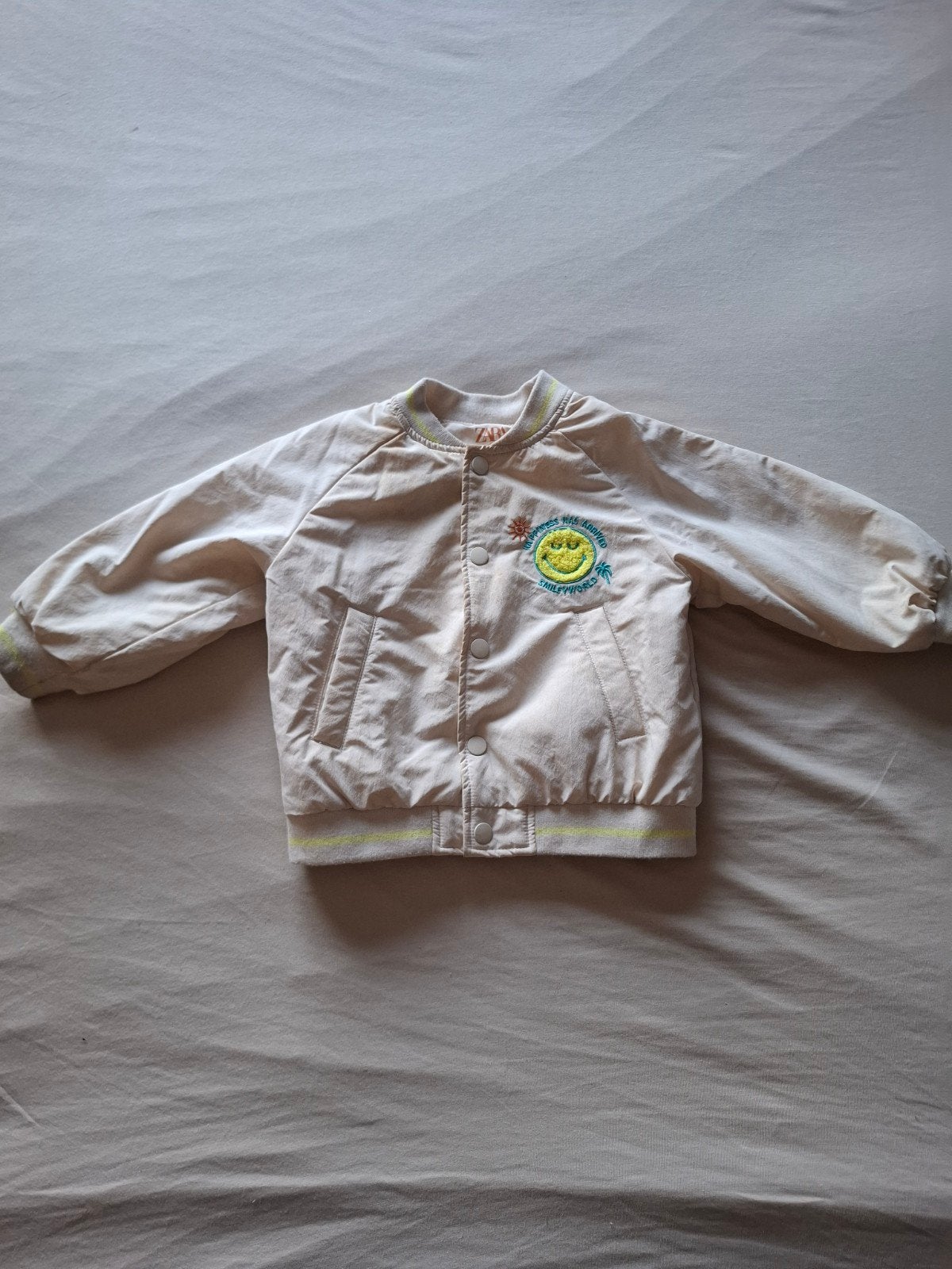 Zara SmileyWorld Bomberjack mt 86 - Zo goed als nieuw, Ophalen of Verzenden, Zo goed als nieuw, Zara, Jongetje of Meisje