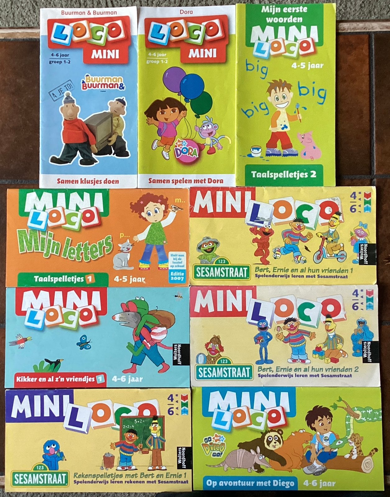 Mini loco boekjes vanaf 4 jaar per stuk 4 euro, Ophalen of Verzenden, Zo goed als nieuw