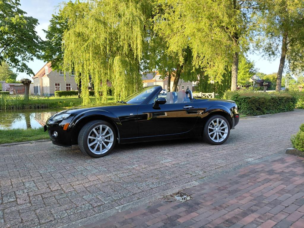 Mazda MX-5 NC executive  Roadster Coupe, Auto's, Mazda, 1160 kg, Achterwielaandrijving, 4 cilinders, Cabriolet