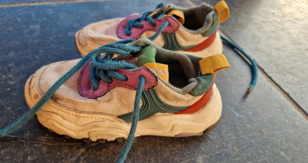 Zara sneakers maat 24, Kinderen en Baby's, Kinderkleding | Schoenen en Sokken, Gebruikt, Meisje, Schoenen, Ophalen of Verzenden