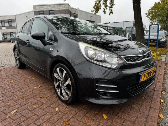 Kia Rio 1.2 CVVT 5deurs DynamicLine Airco,Navigatie,Camera M, Auto's, 1027 kg, 4 cilinders, Zwart, Origineel Nederlands