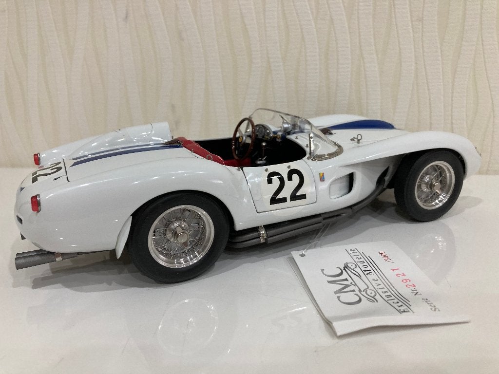 CMC Ferrari 250 Testa Rossa,1958 "Pontoon Fender" scale 1:18, Ophalen of Verzenden, Zo goed als nieuw, Auto, Overige merken