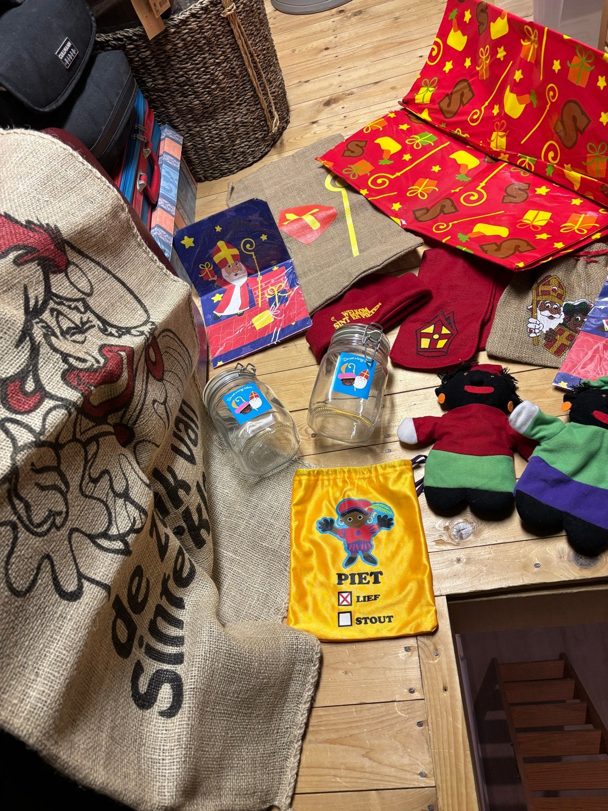 Groot Sinterklaas pakket !, Ophalen of Verzenden