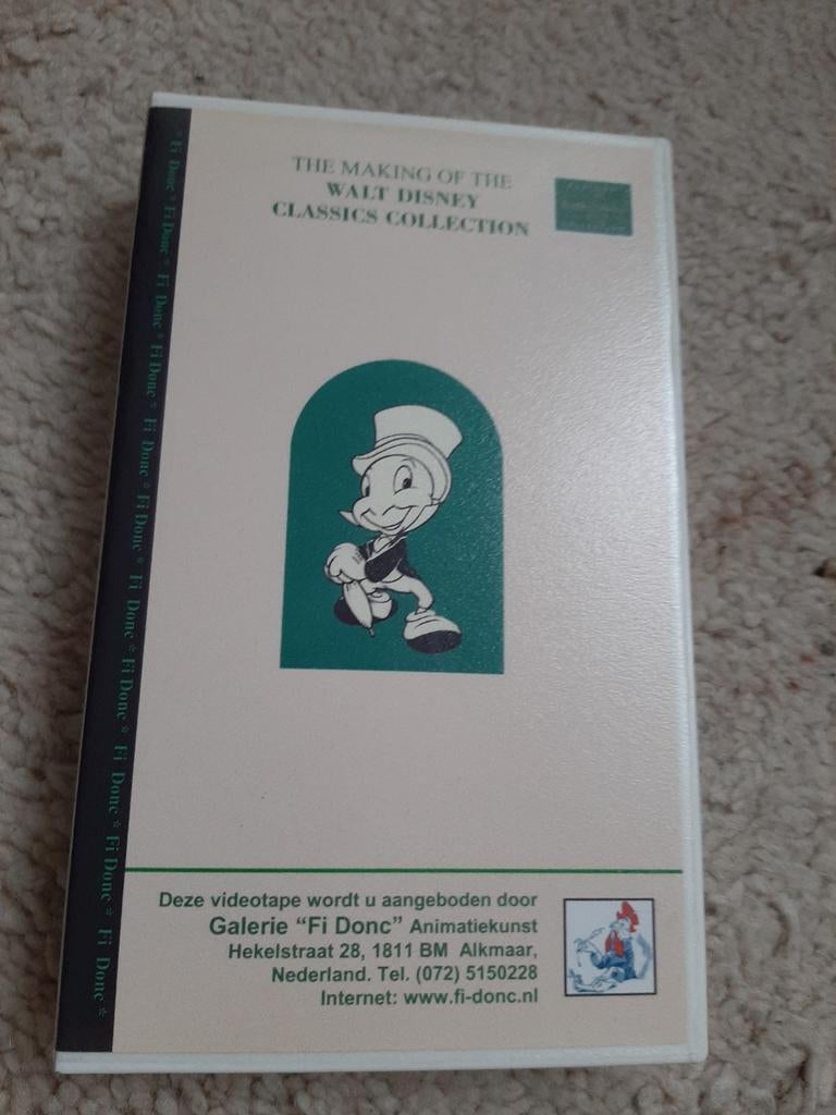 VHS the making of the WDCC collection, Verzamelen, Ophalen of Verzenden, Overige figuren, Zo goed als nieuw, Overige typen