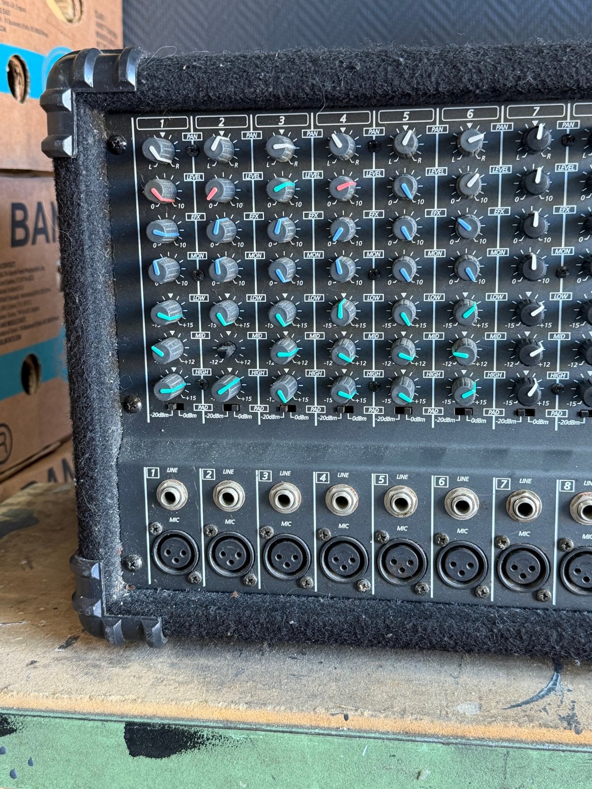 Watson PCX8400ME Stereo Powered Mixer - 8 Kanalen, Ophalen, Gebruikt, 5 tot 10 kanalen, Microfooningang