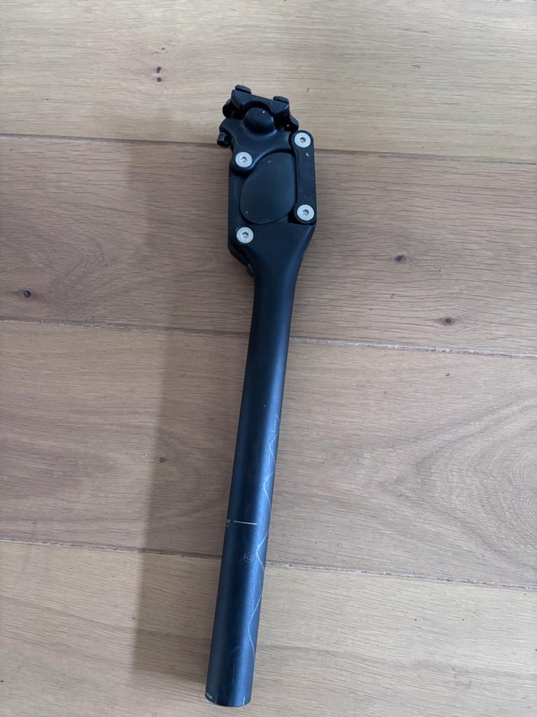 Post Moderne Geveerde Zadelpen Ø27.2 x 350, Fietsen en Brommers, Fietsonderdelen, Overige typen, Ophalen of Verzenden, Zo goed als nieuw