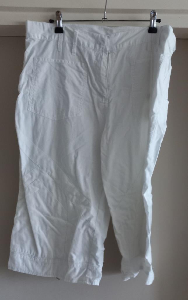 Witte Capri Broek Dames Maat 46, Wit, Maat 46/48 (XL) of groter, Ophalen of Verzenden, Driekwart