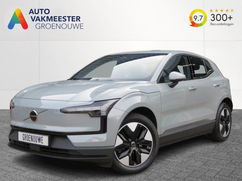 Volvo EX30 EXTENDED CORE 69 KWH / Trekhaak / Camera / BOVAG, Auto's, 476 km, Gebruikt, Overige modellen, Met garantie (alle)