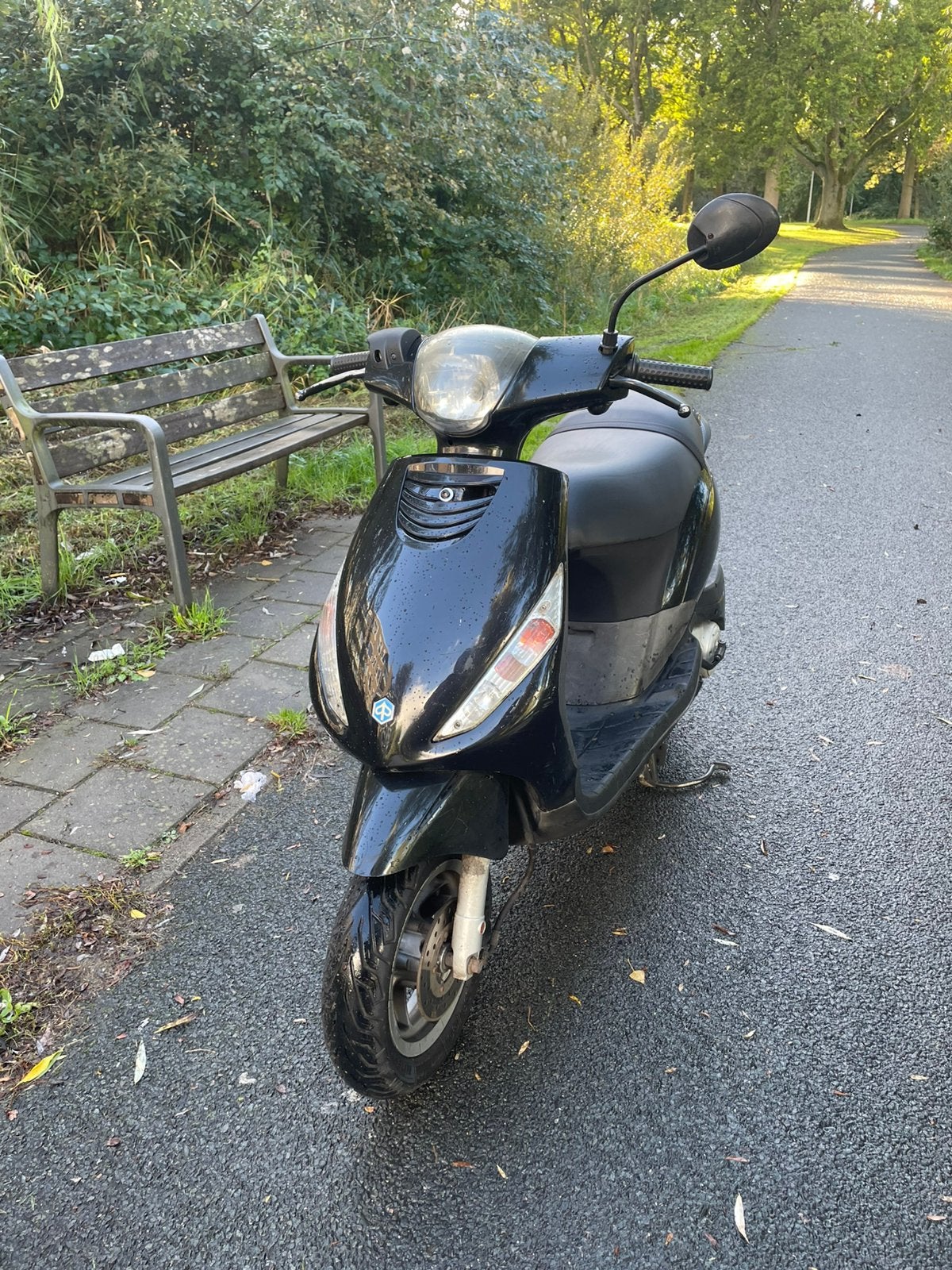 Piaggio zip 4t, Fietsen en Brommers, Ophalen, Maximaal 45 km/u, Zip, Zo goed als nieuw