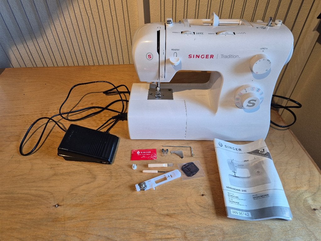 Naaimachine Singer 2282, Ophalen, Zo goed als nieuw, Naaimachine, Singer