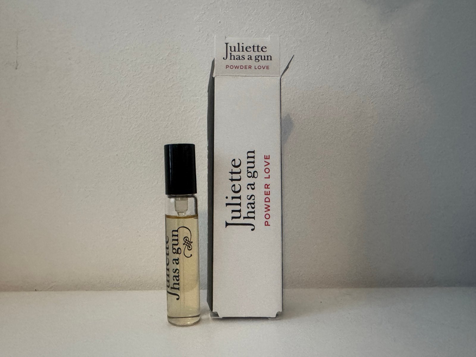 Juliette Has a Gun Powder Love parfum sample, Verzenden, Zo goed als nieuw