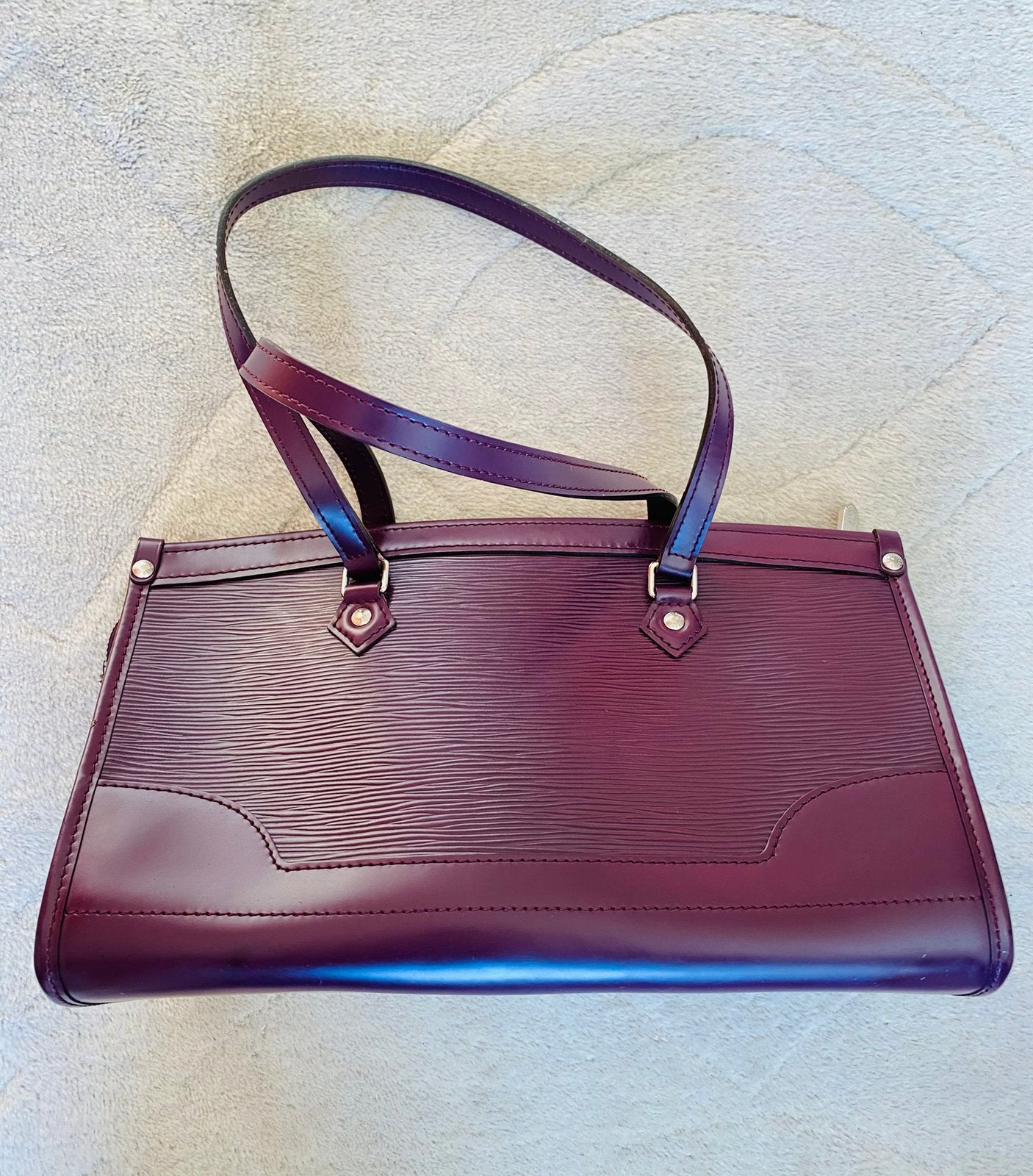 Near-mint Louis Vuitton Madeleine Epi leather handbag 👜, Sieraden, Tassen en Uiterlijk, Ophalen of Verzenden, Zo goed als nieuw