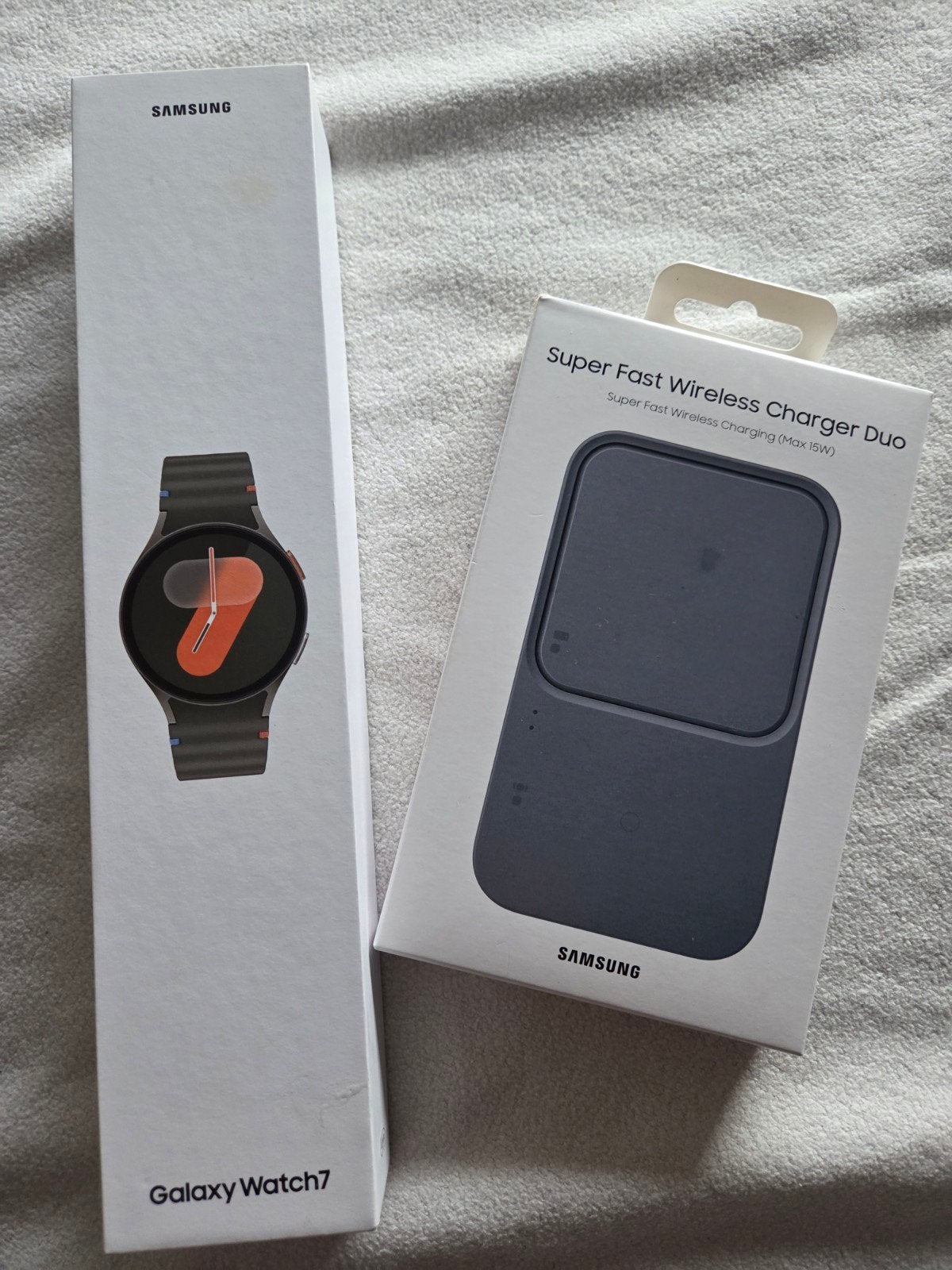 Samsung Galaxy Watch7 40mm + Super Fast Wireless Charger Duo, Ophalen, Nieuw, Samsung, GPS