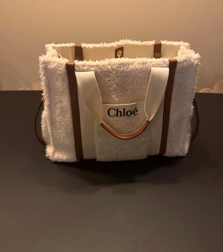 Chloé (luier)tas - Teddy Stof, Sieraden, Tassen en Uiterlijk, Tassen | Damestassen, Ophalen of Verzenden, Zo goed als nieuw, Wit