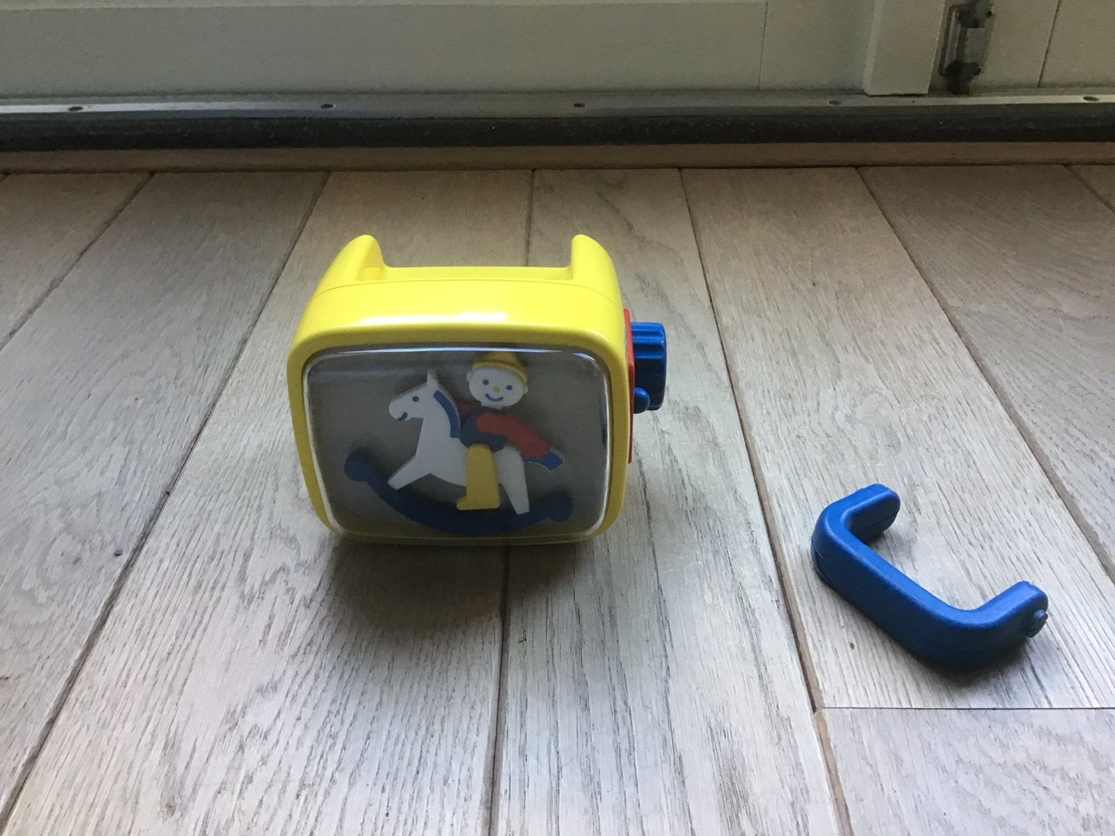 Ambi Toys televisie met muziekje en dansend mannetje handvat, Kinderen en Baby's, Ophalen of Verzenden, Overige typen