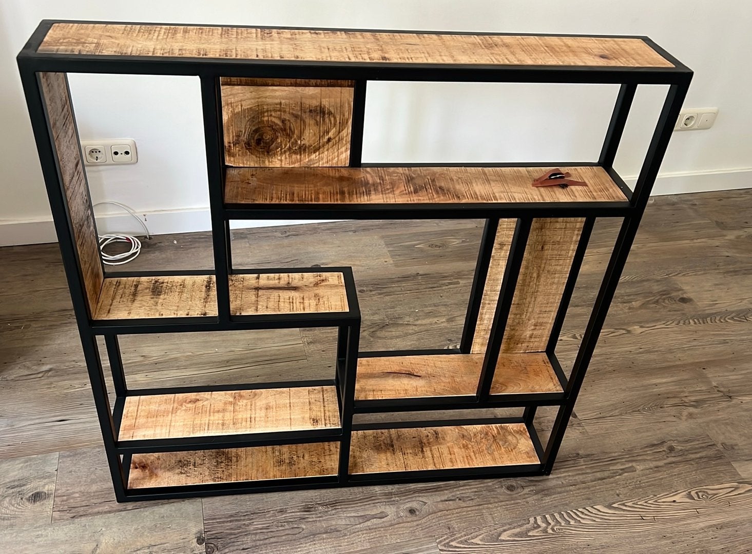 Mangohouten wandrek, Huis en Inrichting, Kasten | Wandmeubels, Met plank(en), Zo goed als nieuw, Minder dan 150 cm, Minder dan 100 cm