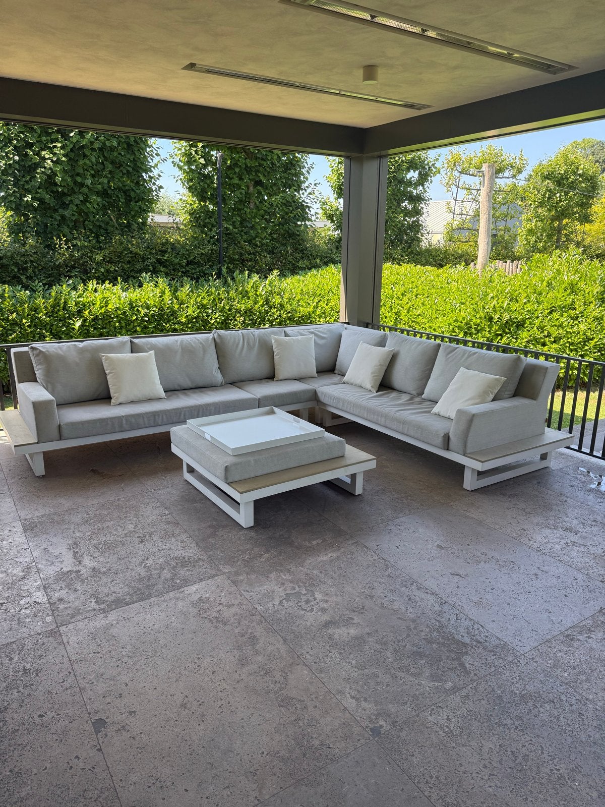 Gebruikte Life Loungebank met Salontafel - 280x350 cm, Ophalen, Gebruikt, Meer dan 8 zitplaatsen, Aluminium