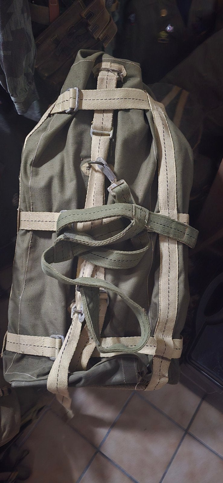 US Airborne drop container Aerial delivery type A4 - Origine, Verzamelen, Ophalen, Amerika