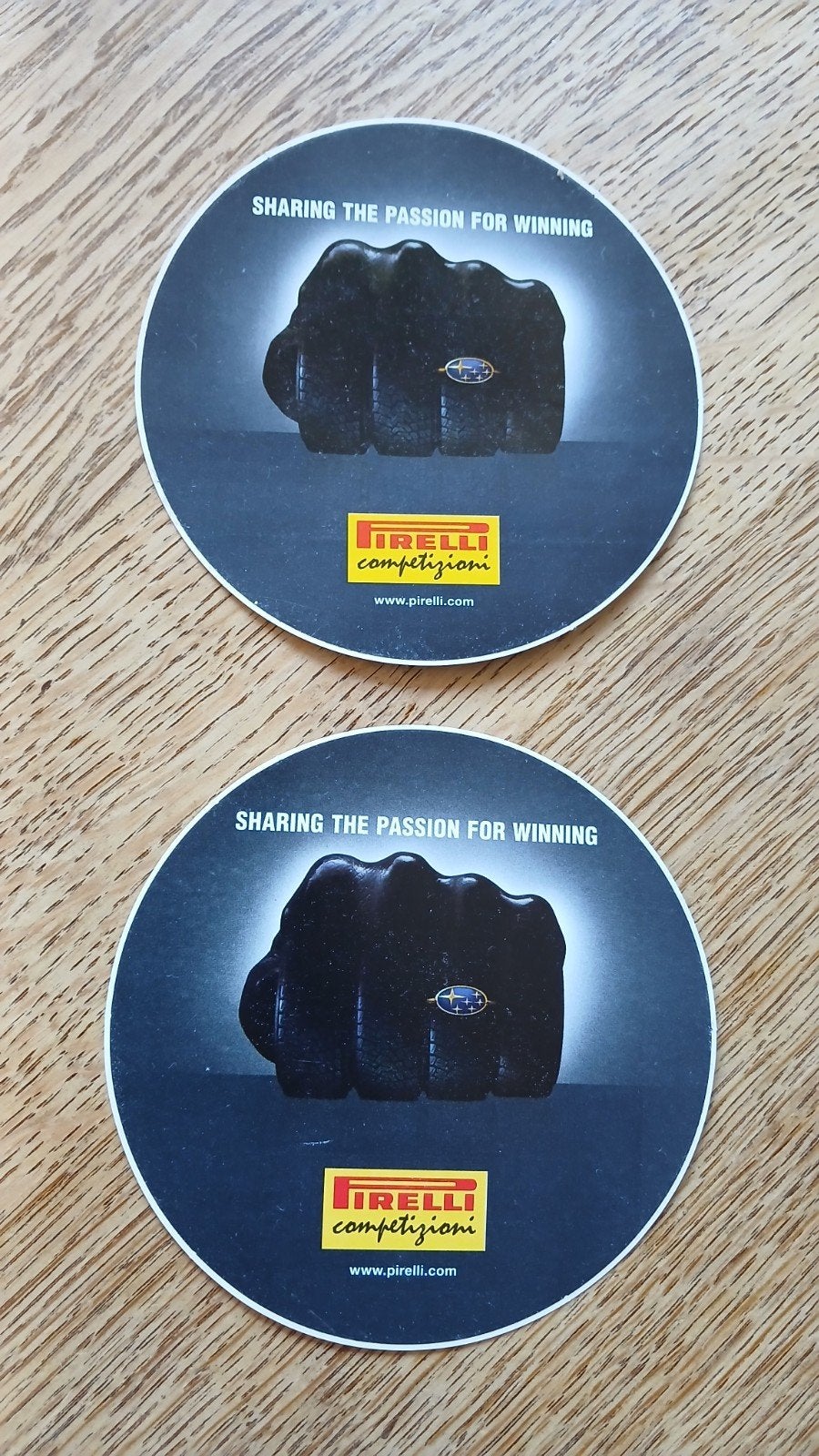 2 Stickers Pirelli banden, sharing the passion for winning, Auto diversen, Autostickers, Ophalen of Verzenden