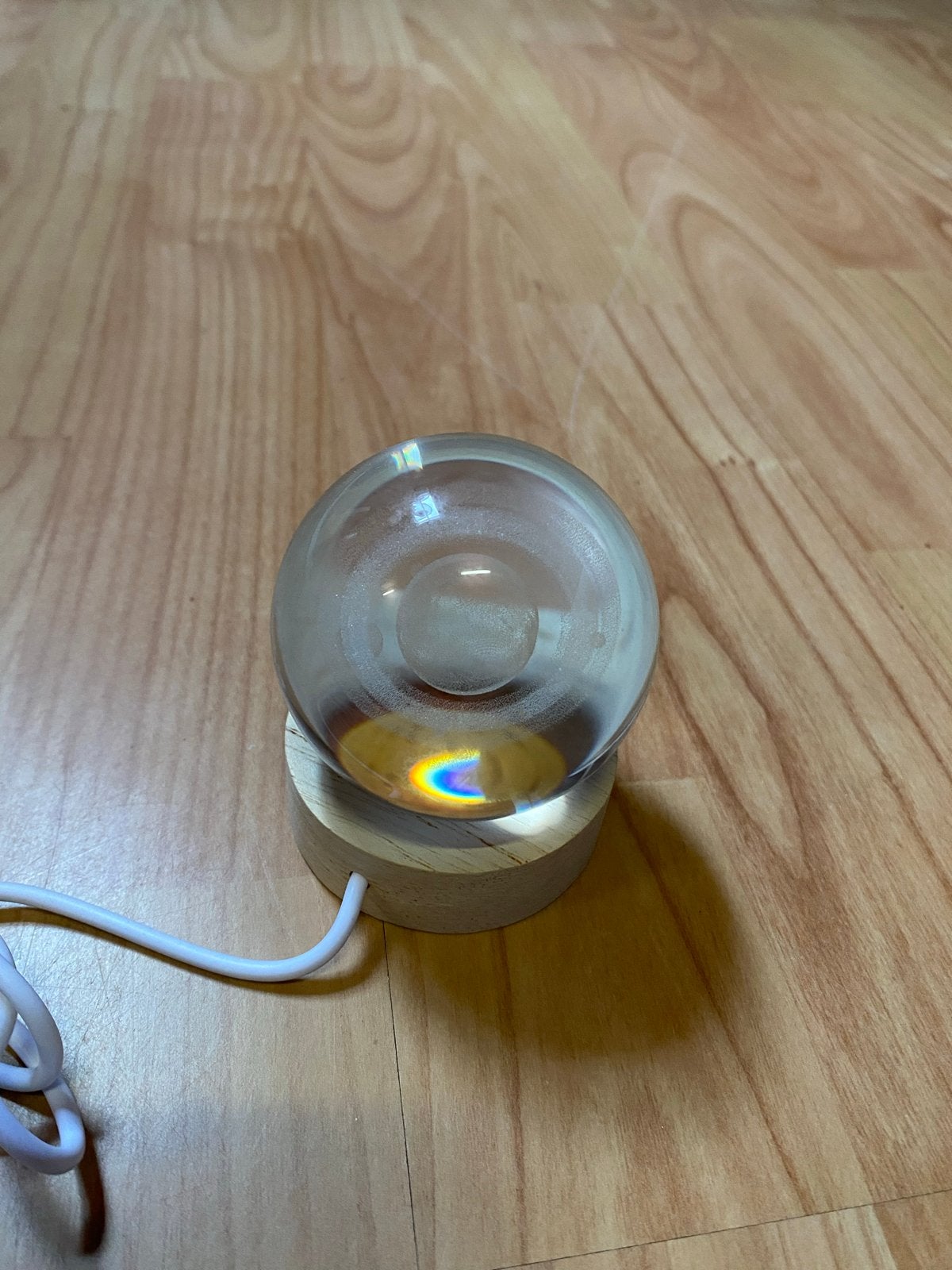Glazen bol met houten LED-voet - Sfeervolle verlichting, Nieuw, Ophalen of Verzenden, Modern, Wit