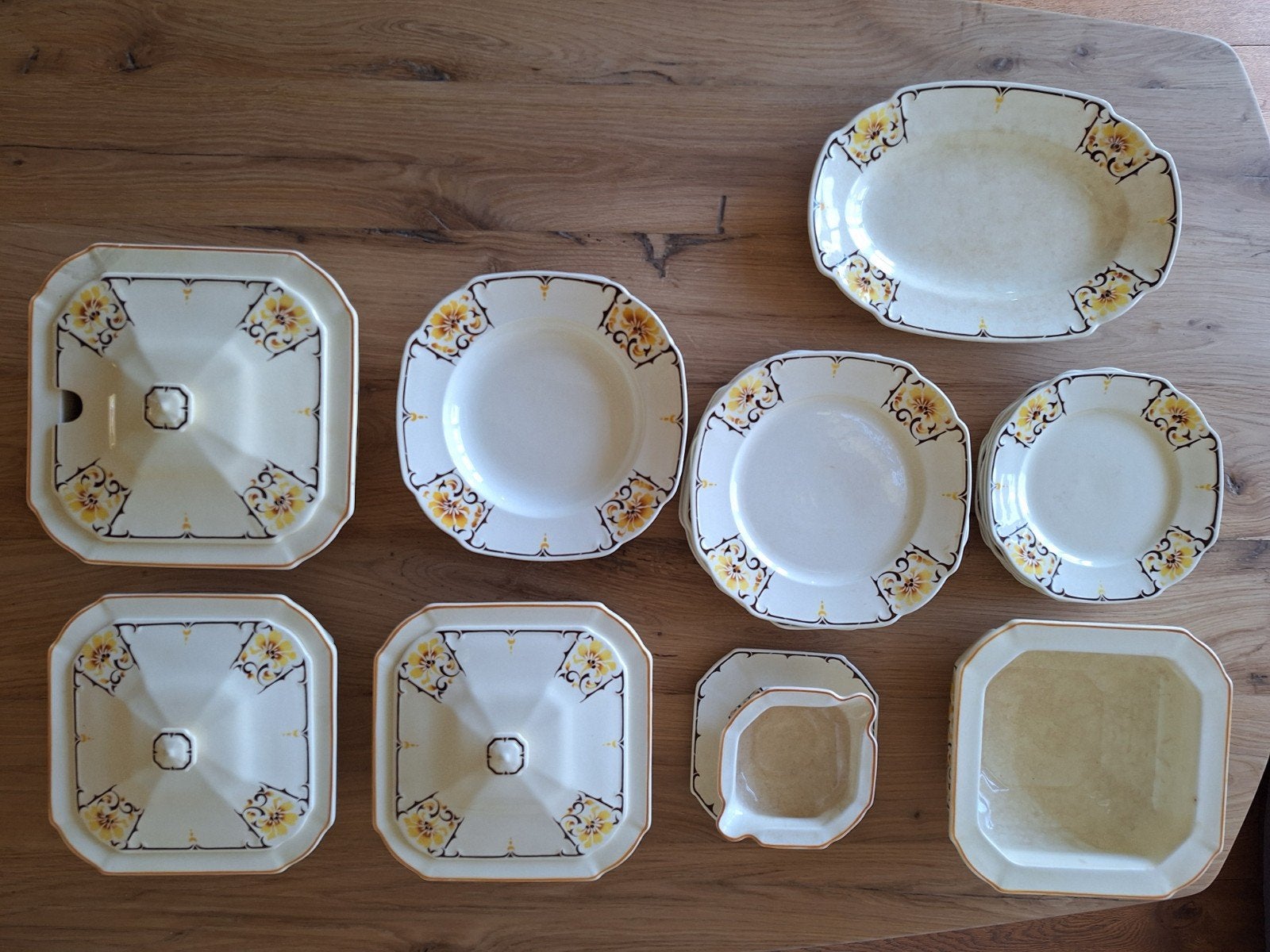 1930 Art Deco Servies - Maastrichts keramiek, Ophalen