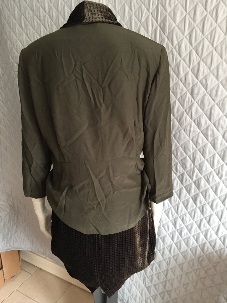 Caroline Biss 3 dlg zijde mantelpak 42 Glamour Coll. (2B22), Tweedehands verkoop, Tweedehands verkoop, Maat 42/44 (L), Ophalen of Verzenden