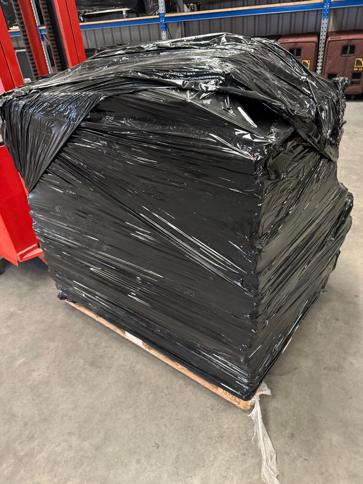 Pallet systeemplafondplaten wit 595x595 circa 80/100m2, Doe-het-zelf en Verbouw, Ophalen, Gebruikt