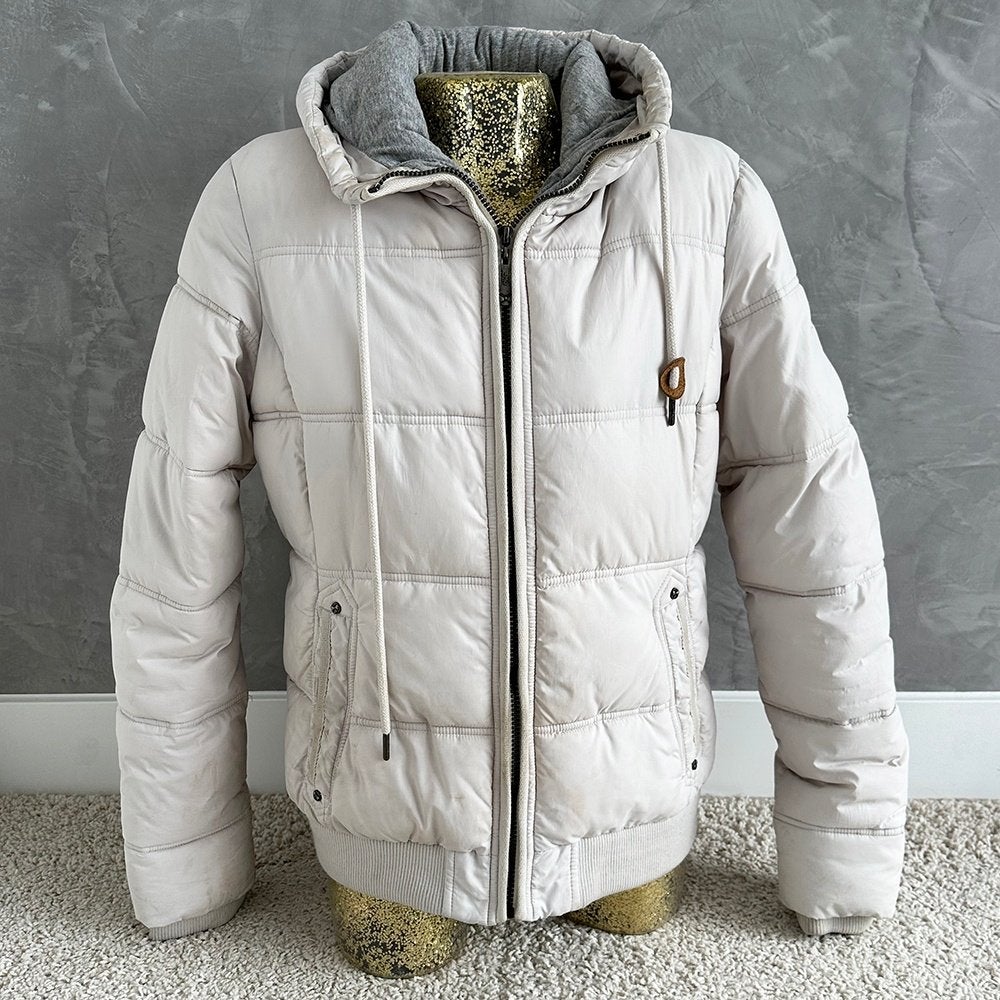 Mooie My-Mo Puffer Jas Beige (L) € 35,-, Beige, Maat 42/44 (L), My-Mo, Ophalen of Verzenden