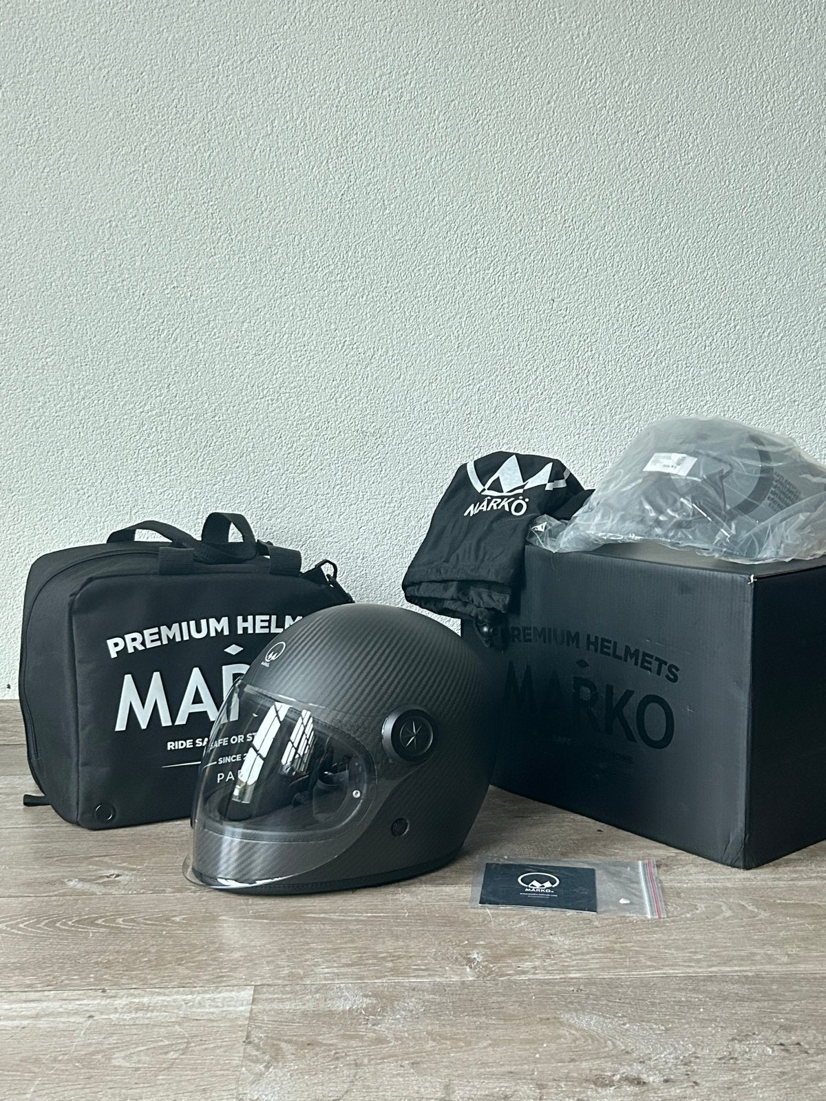 Nieuwe MARKO darkside Carbon helm, maat M incl.getint vizier, Motoren, Kleding | Motorhelmen, M, Heren, Ophalen of Verzenden, Integraalhelm