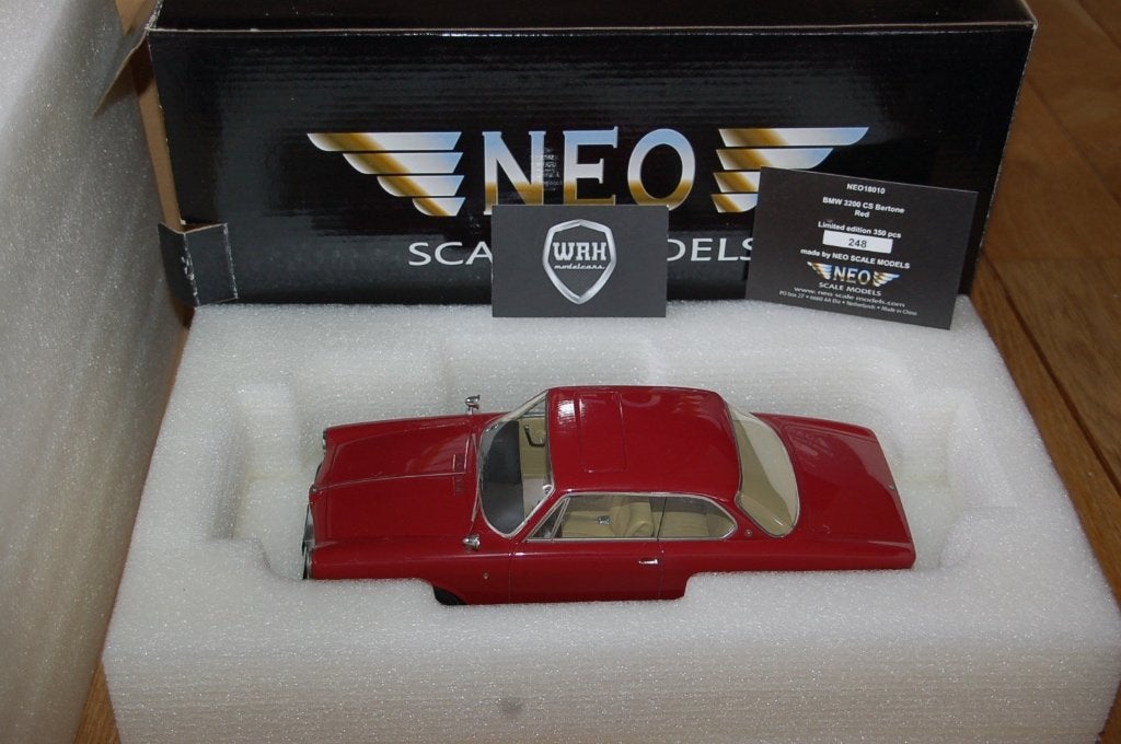 1:18 BMW 3200 CS COUPE red NEO resin WRH, Hobby en Vrije tijd, Verzenden, Zo goed als nieuw, Auto, Overige merken