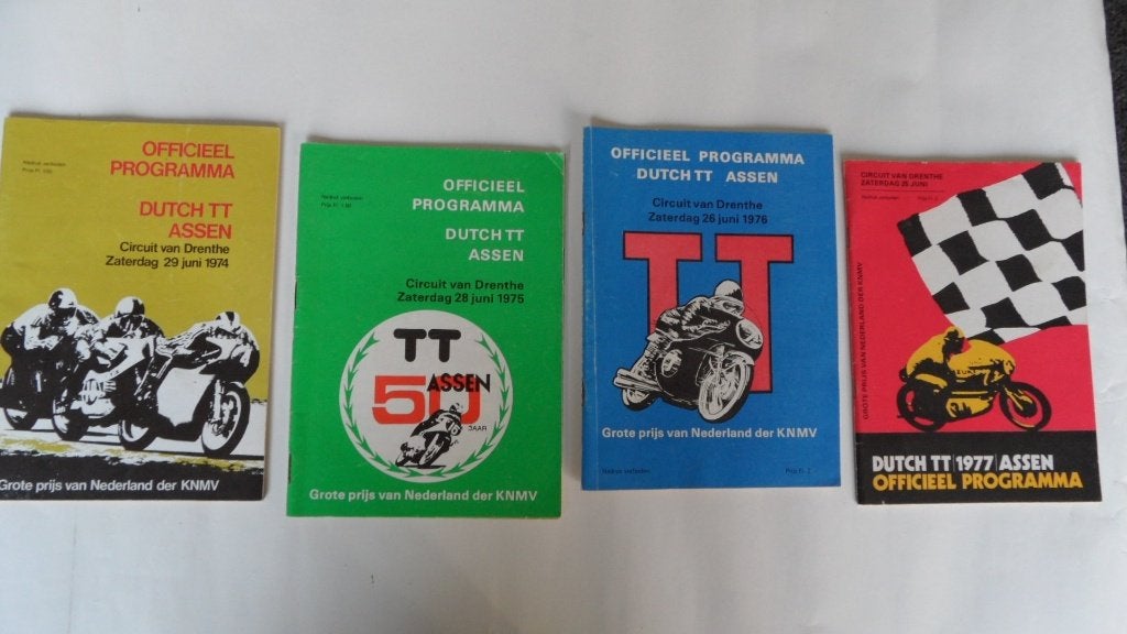 TT Assen motorwegrace programma boekjes 4 x, 1974 - 1975, Verzenden, Gebruikt, Motoren