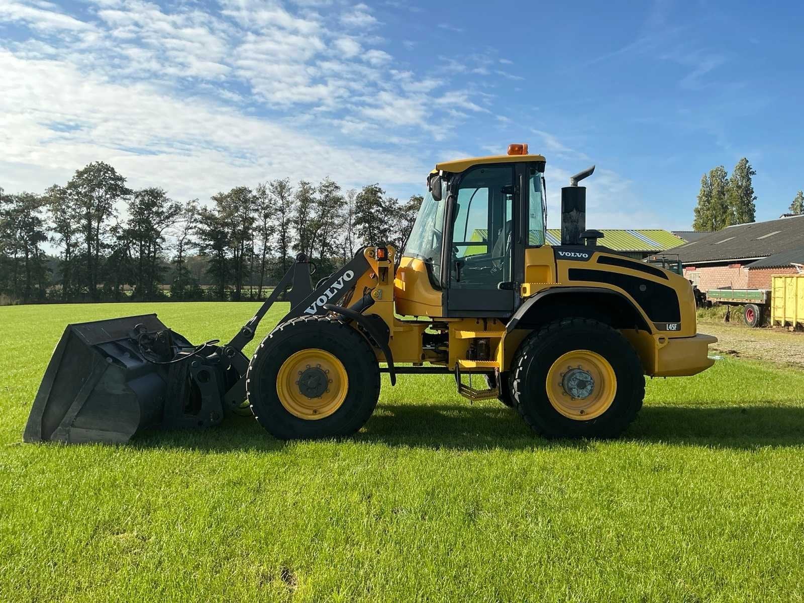2011 Volvo L45F Shovel, Wiellader of Shovel