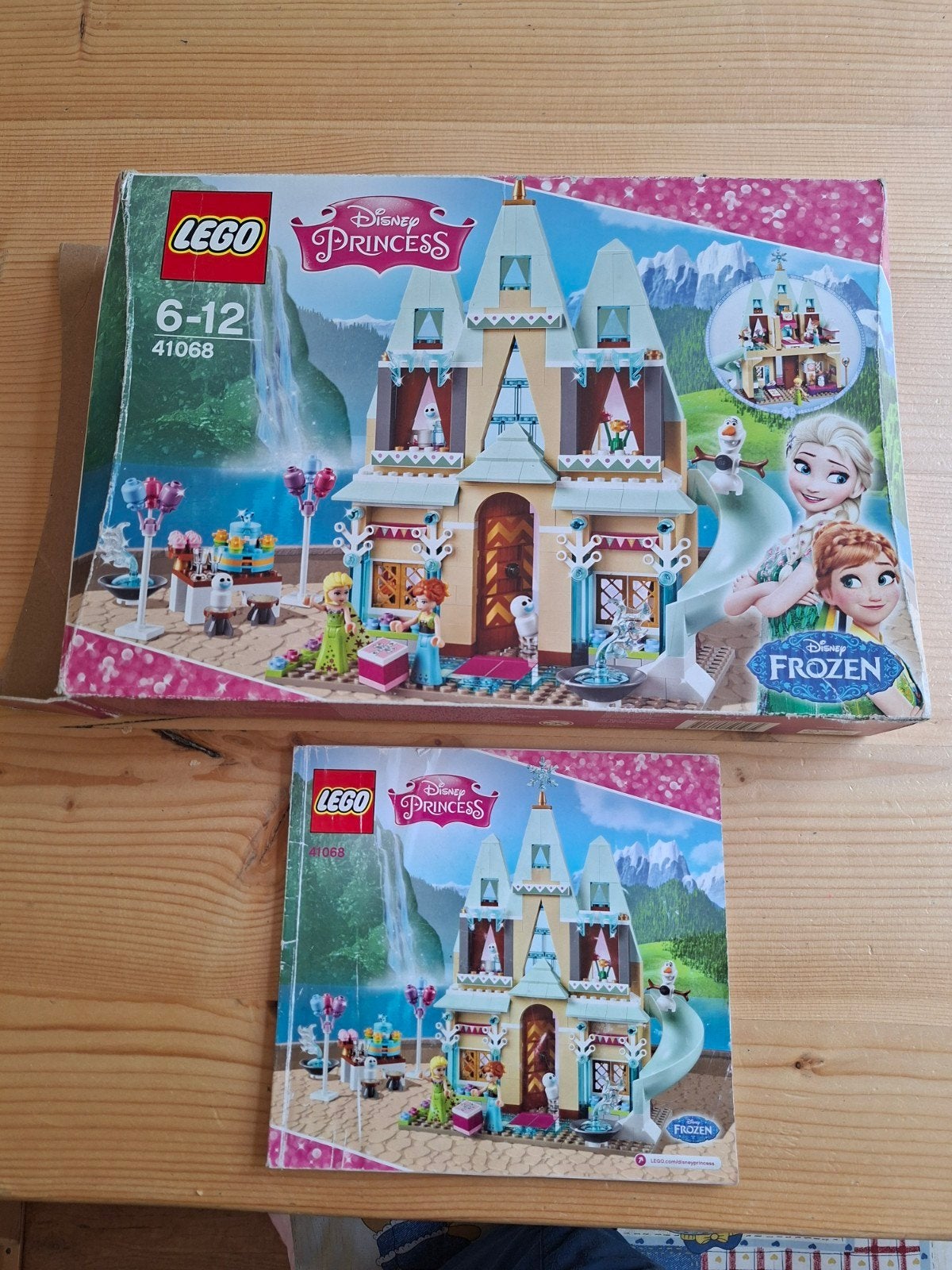 Lego Frozen Princess kasteel 41068 compleet, Ophalen of Verzenden, Zo goed als nieuw
