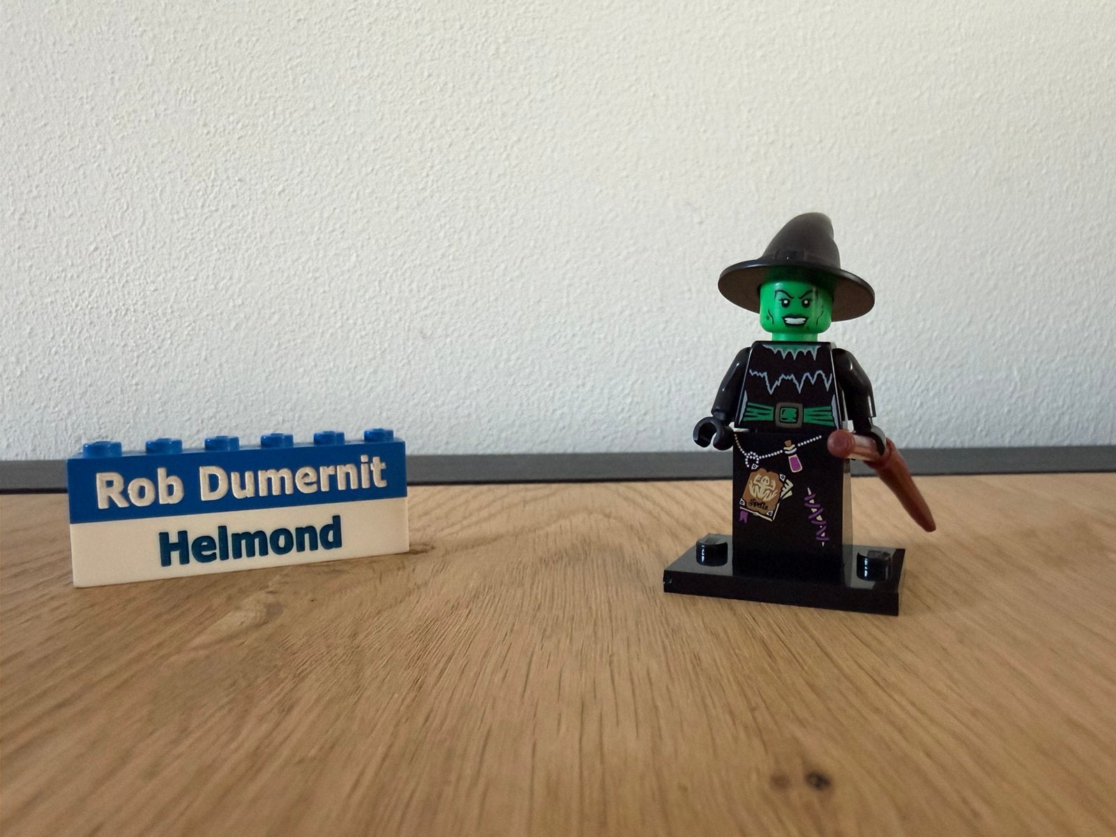 Lego col02-04; Collectable Minifigures, Series 2, Witch, Lego, Ophalen of Verzenden, Zo goed als nieuw, Minifiguren serie