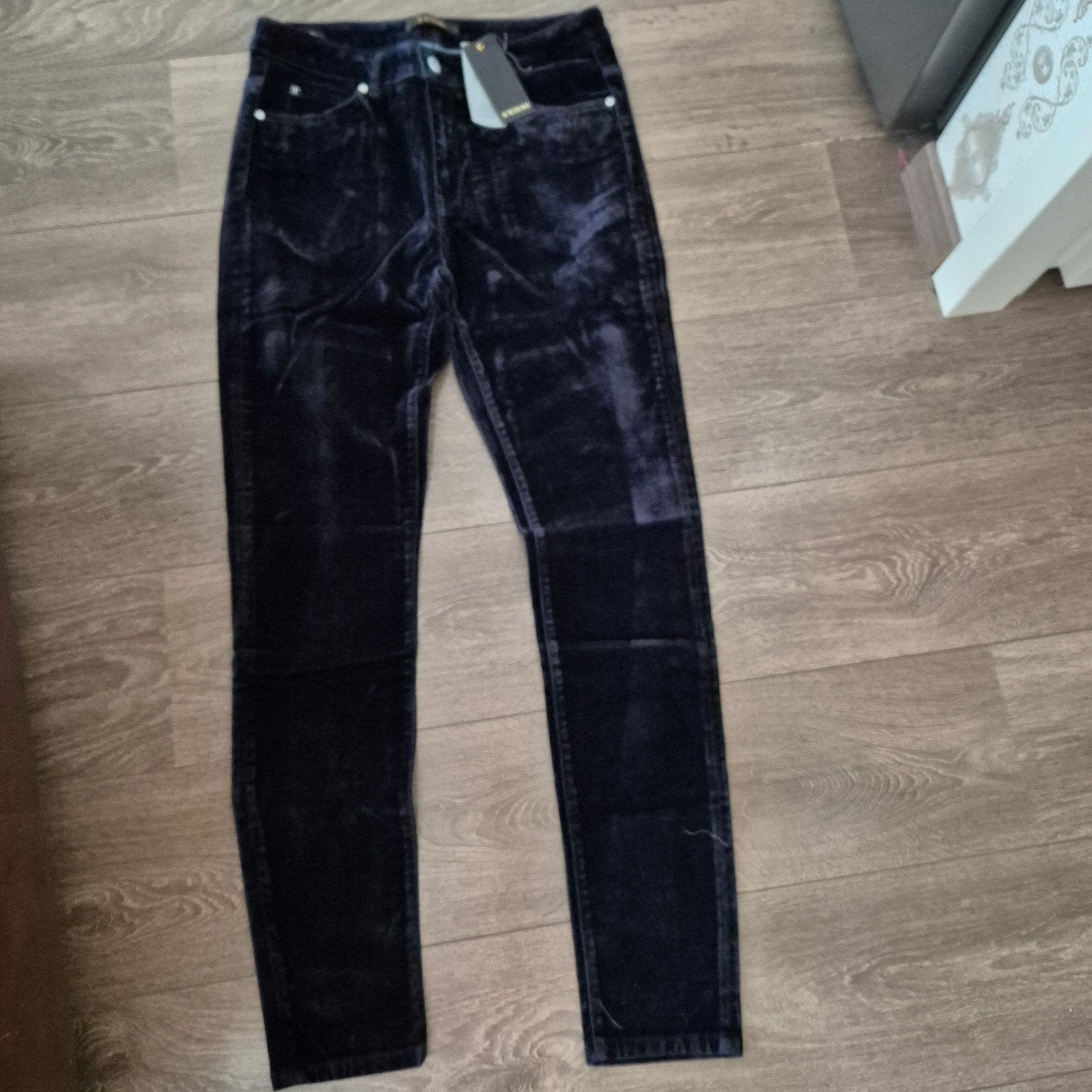 Mooie suede damesbroek van Supertrash in maat 31, Ophalen, Nieuw, Blauw, W30 - W32 (confectie 38/40)