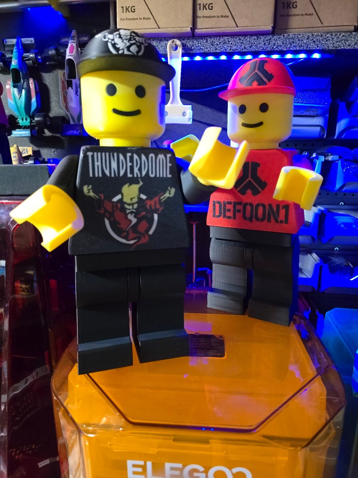Defqon.1 & Thunderdome Lego Poppen - 32 cm hoog, Ophalen of Verzenden