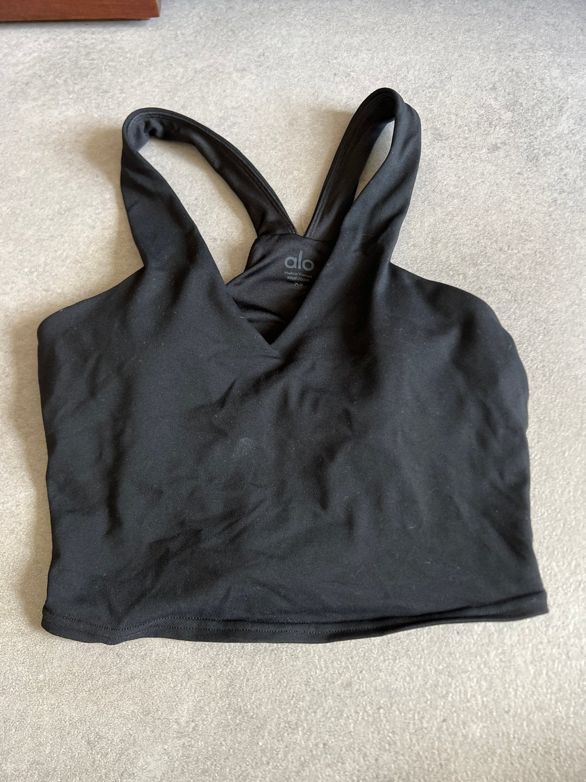 Alo Yoga sporttop XS - Zwart, Zwart, Ophalen of Verzenden, Zo goed als nieuw, Maat 34 (XS) of kleiner