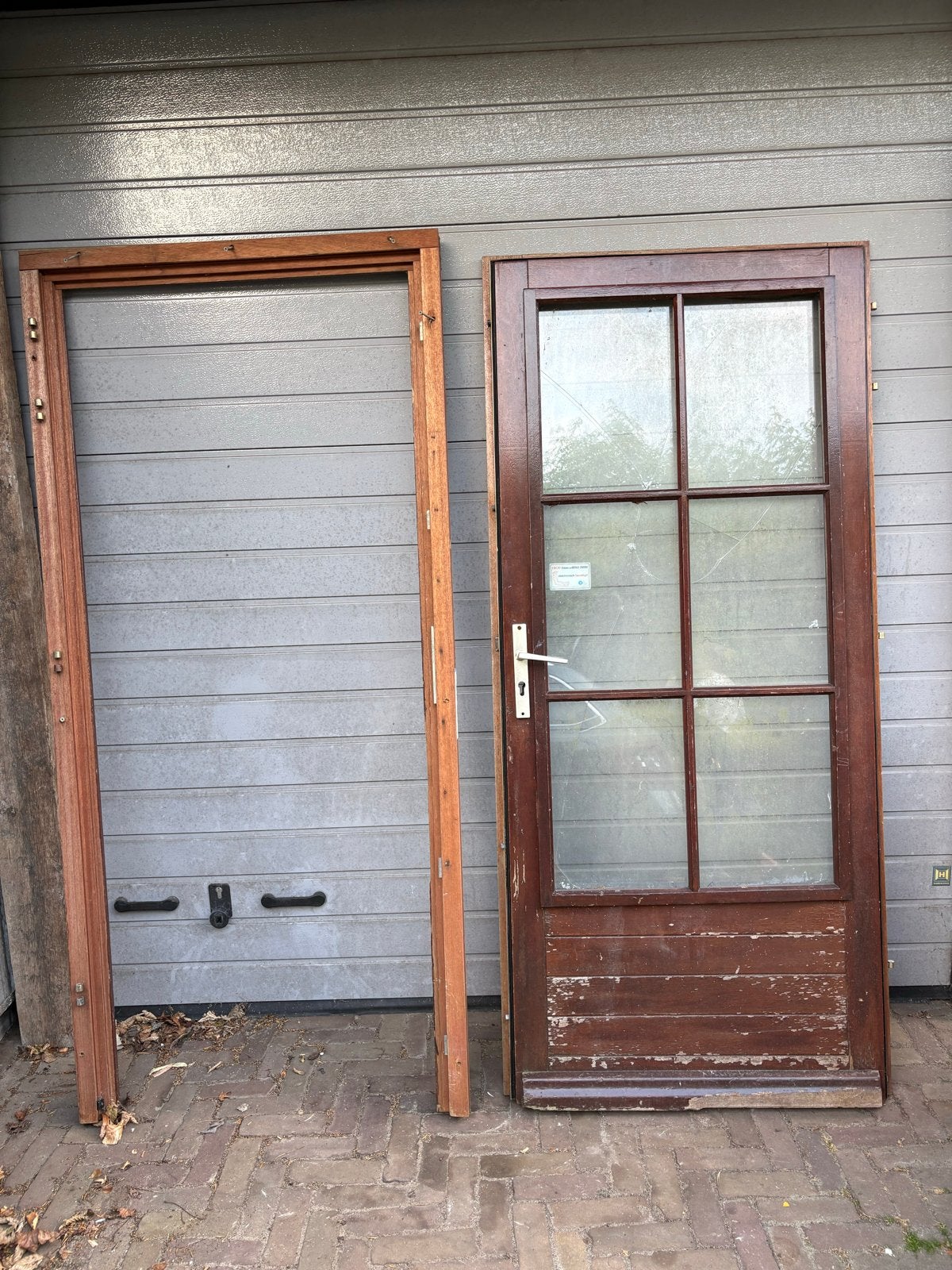 Hardhouten deur met kozijn en glas, Doe-het-zelf en Verbouw, Ophalen, Gebruikt, 80 tot 100 cm, Buitendeur