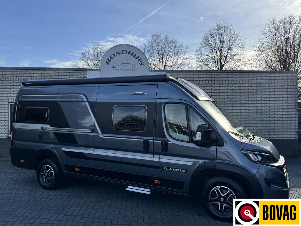 Adria Twin Supreme 640 SGX 180 pk AUTOMAAT 9-Traps Euro6 Fia, Caravans en Kamperen, Campers, Bedrijf, tot en met 2, Buscamper of Camperbus