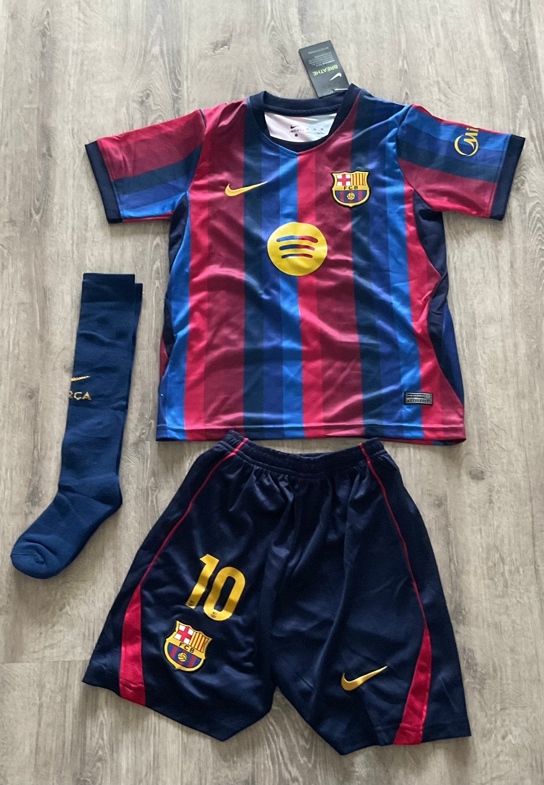 Fc barcelona tenue maat:128, Sport en Fitness, Maat XS of kleiner, Ophalen of Verzenden, Nieuw, Set