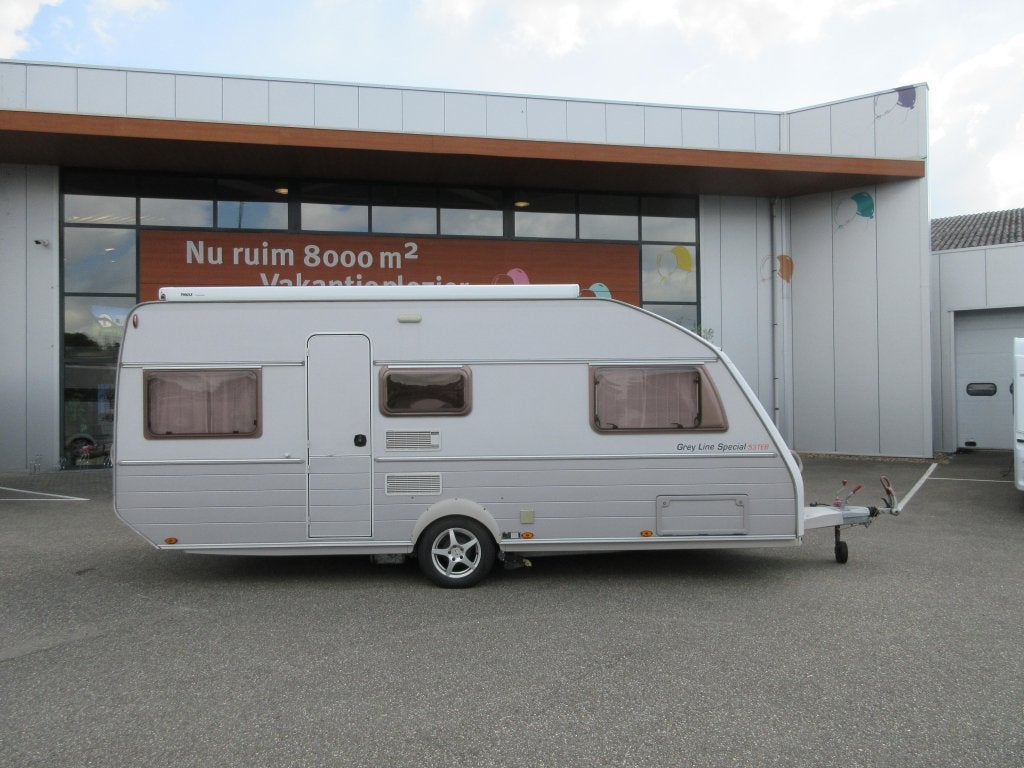 Kip Grey Line Special 53 TEB NETJES EN COMPLEET, Rondzit, Kip, Overige typen, 1250 - 1500 kg