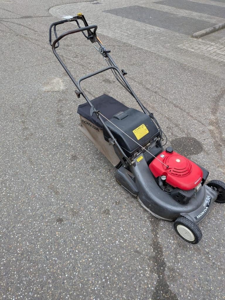 Krachtige Honda HRD536 QX grasmaaier, Ophalen, Cirkelmaaier, Honda, Gebruikt